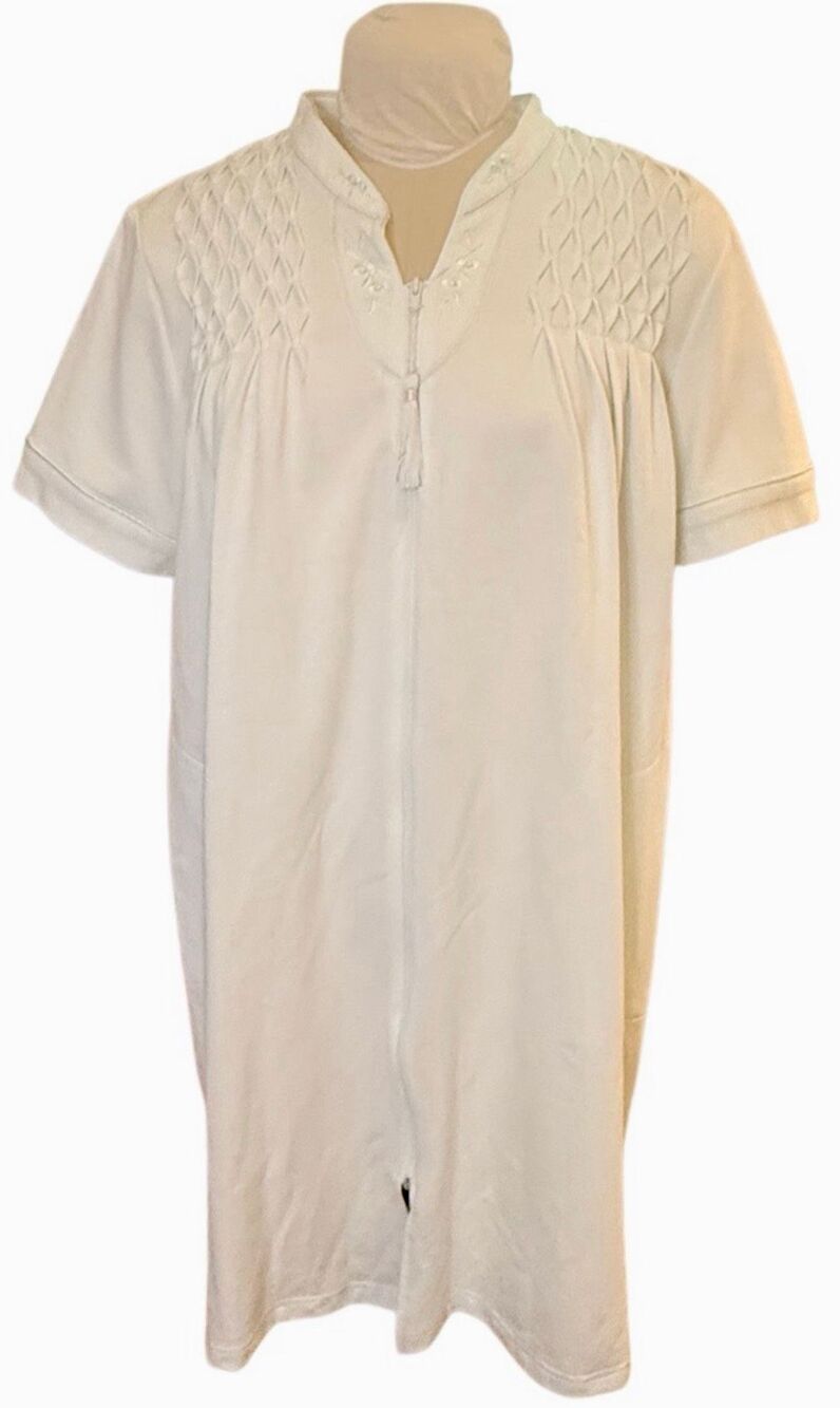 Miss Elaine FullZip Short Sleeve Duster Robe Smocked Light Blue Large Leisurewea